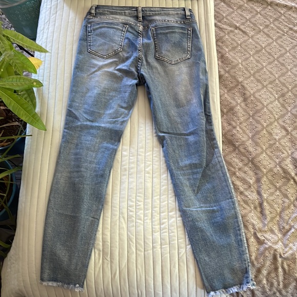 Mid Rise. Fashion nova. - Picture 2 of 6